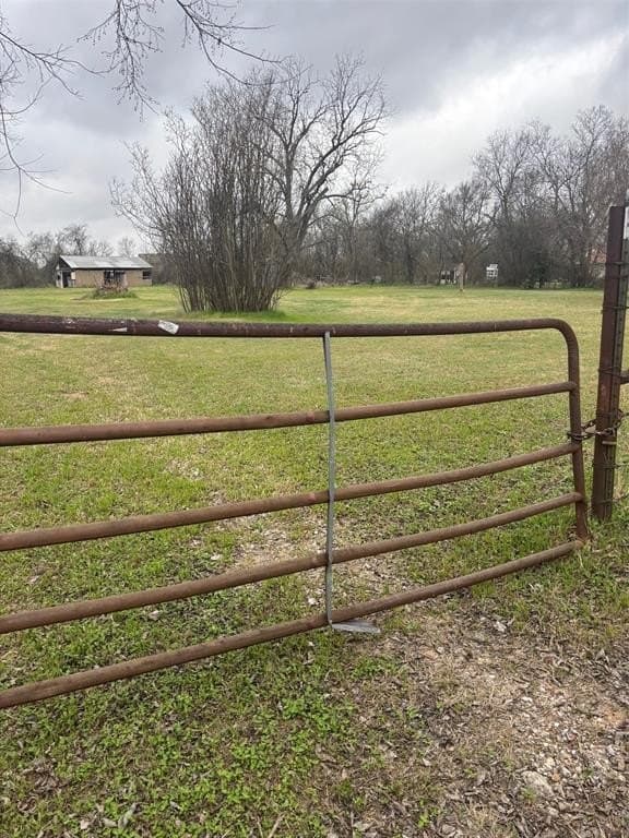 1.5 acres in McLennan County