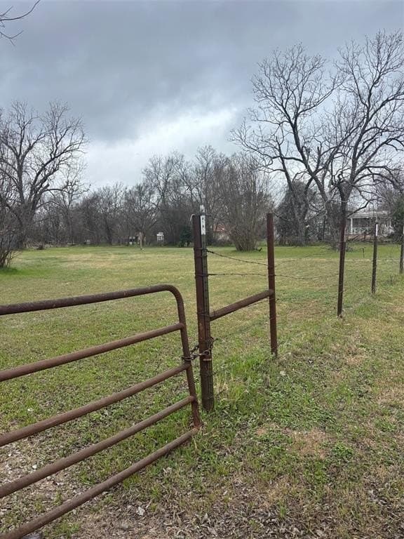 1.5 acres in McLennan County gallery image 3
