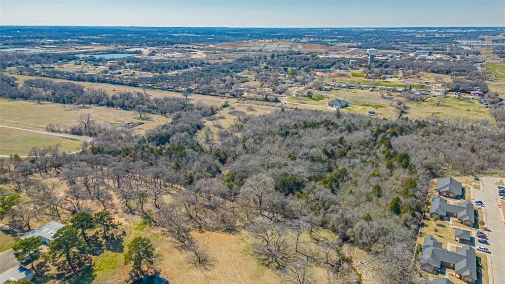 17.92 acres in Tarrant County gallery image 3