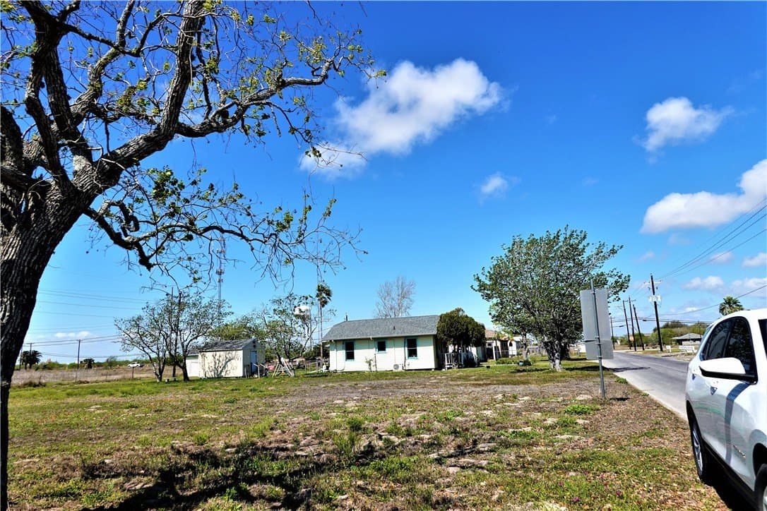 0.23 acres in San Patricio County - photo 14