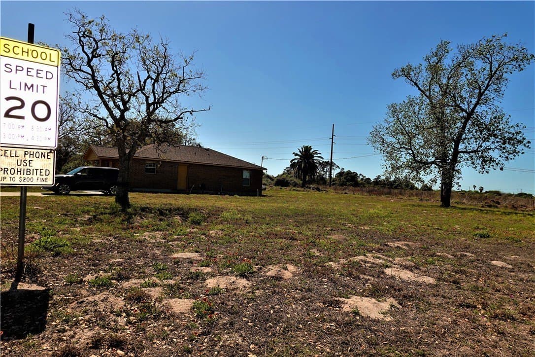 0.23 acres in San Patricio County - photo 7