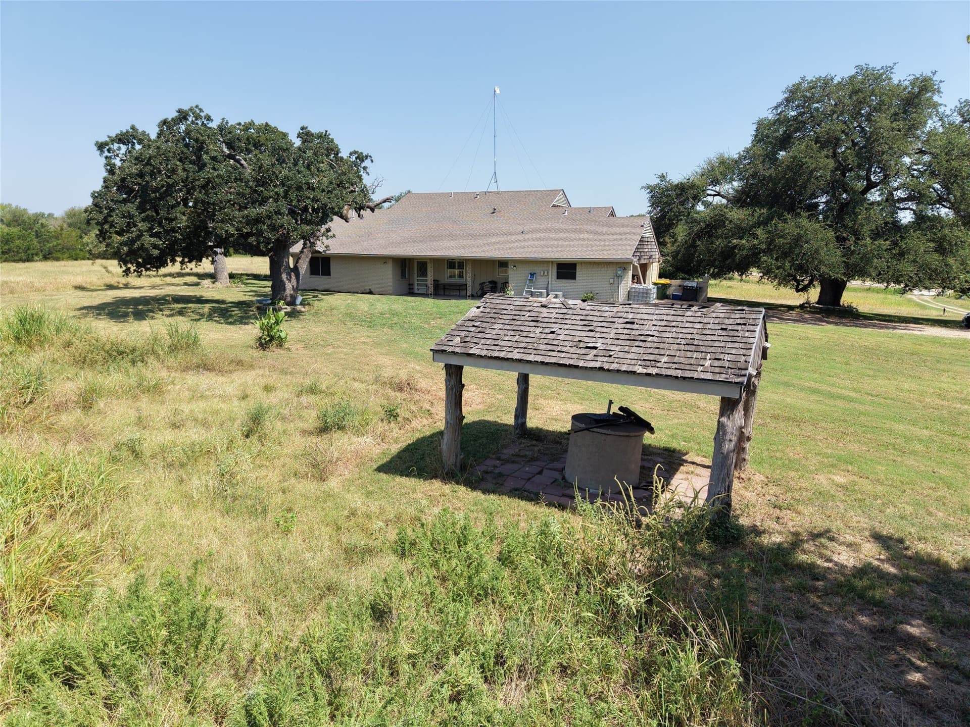 17.29 acres in Falls County - photo 32