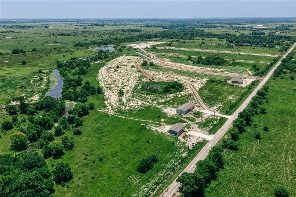 2.15 acres in WALLER County - photo 28