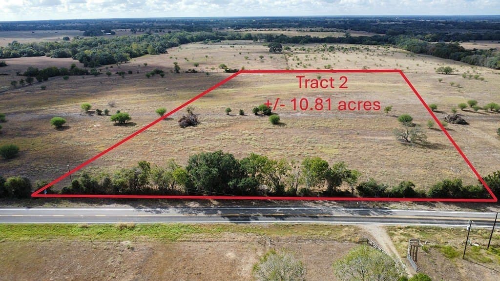 10.81 acres in Colorado County