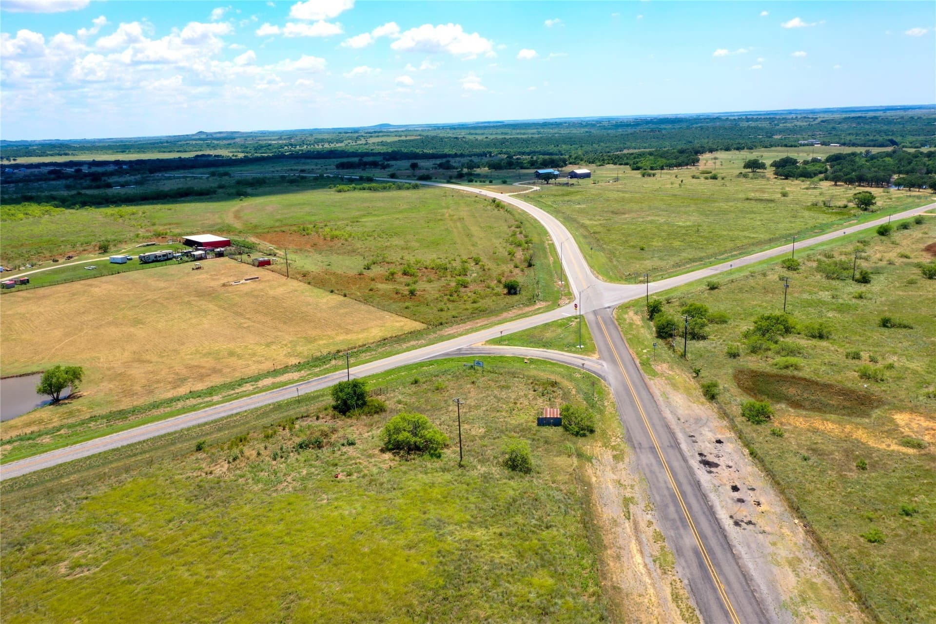 10.33 acres in Montague County - photo 6