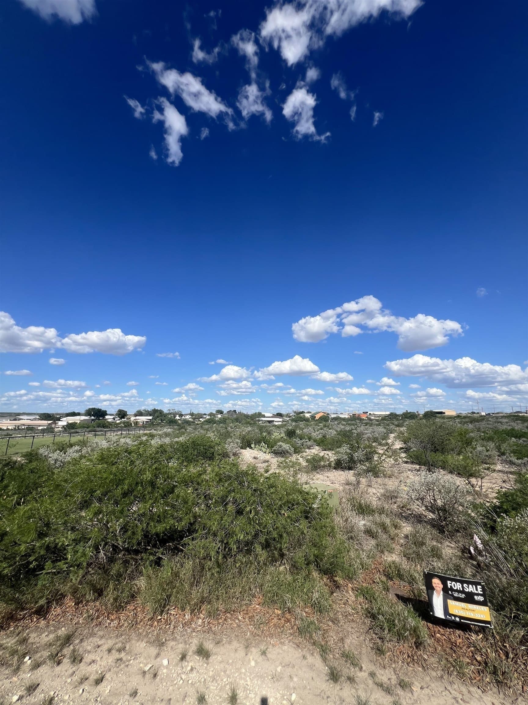 2.06 acres in Val Verde County featured view