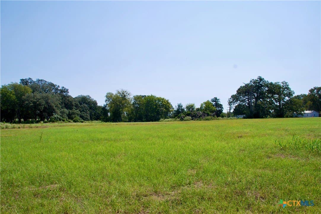 2.21 acres in Fayette County featured view