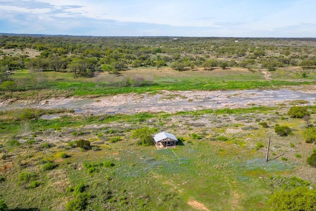 7.74 acres in Blanco County