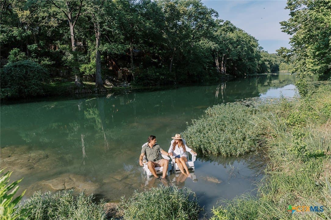 0.39 acres in Comal County - photo 8