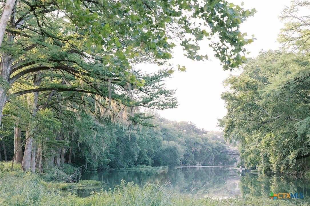 0.39 acres in Comal County - photo 33