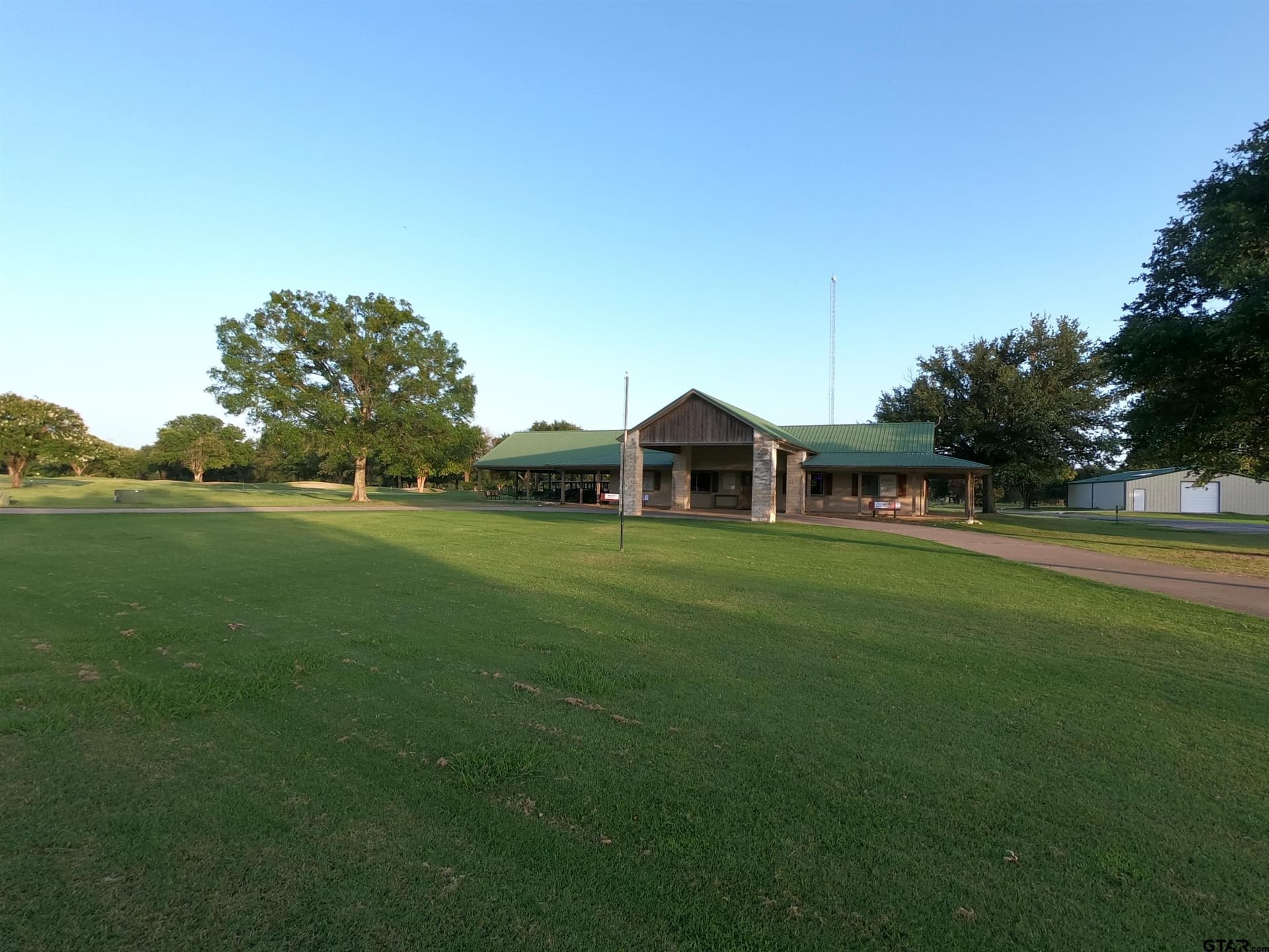 0.8 acres in Wood County gallery image 4