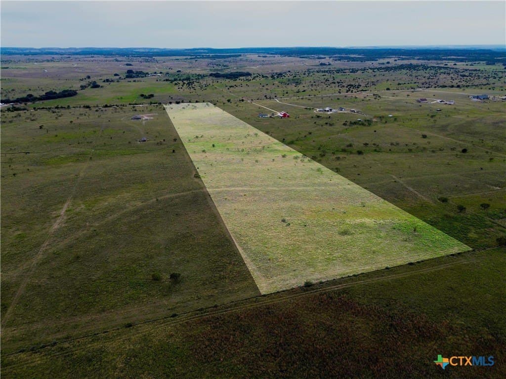 23.14 acres in Lampasas County gallery image 2