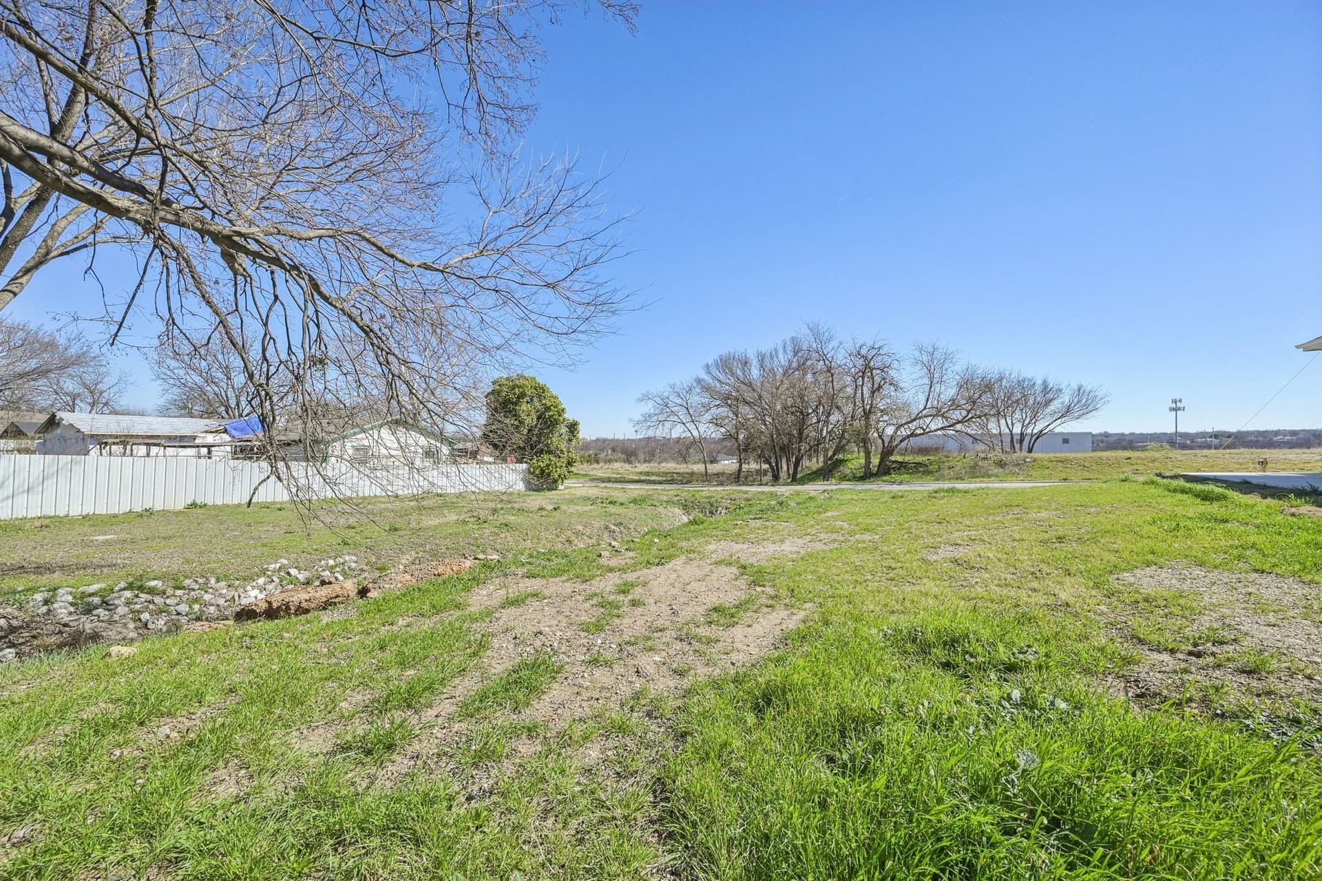 0.16 acres in Tarrant County - photo 9
