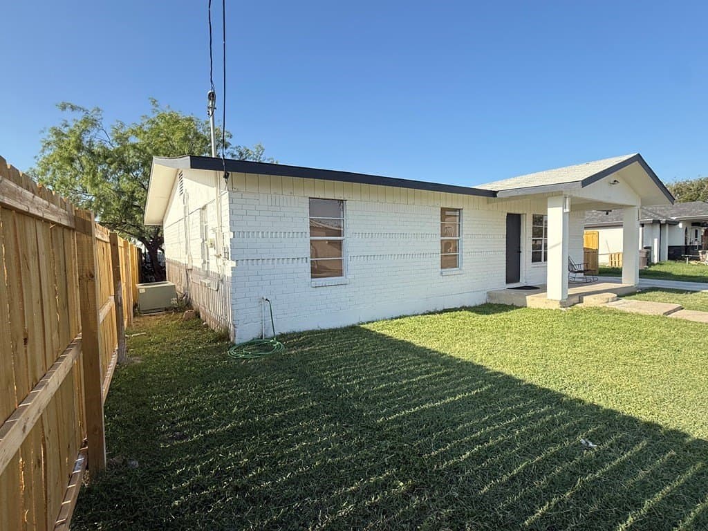 6,773 acres in Maverick County gallery image 3