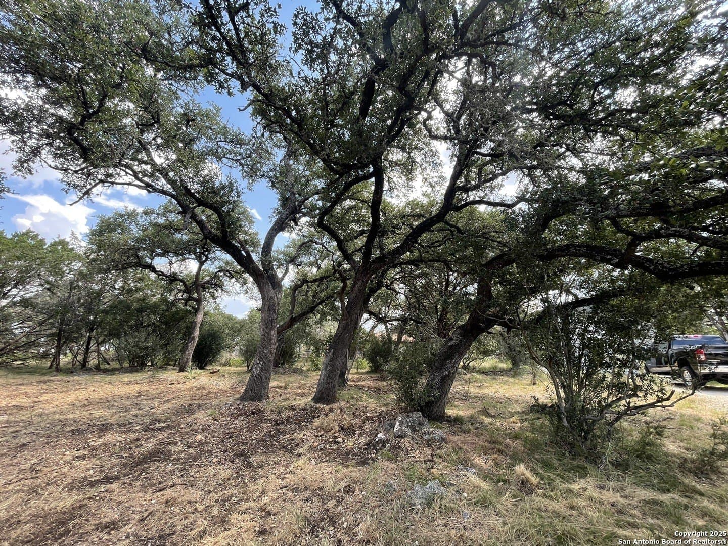 0.37 acres in Comal County - photo 9