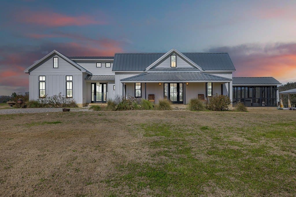 30 acres in Fayette County