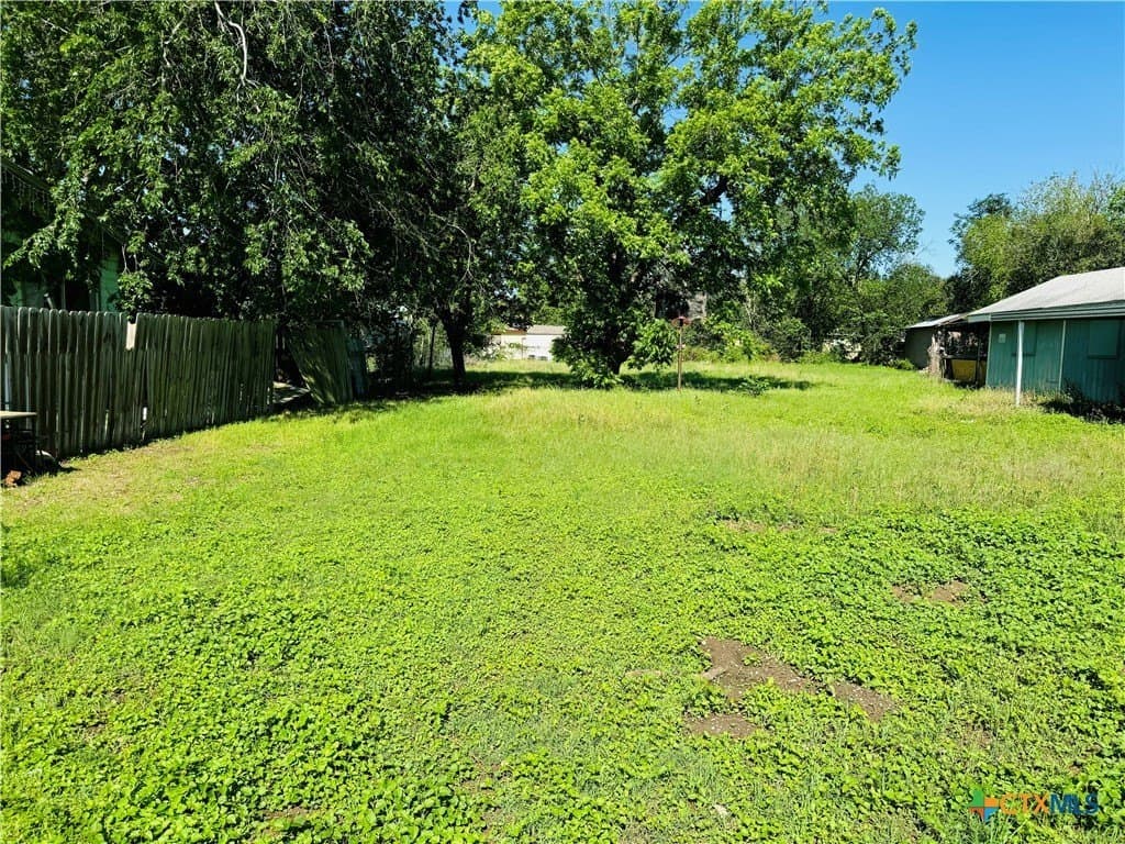 0.21 acres in Guadalupe County gallery image 2