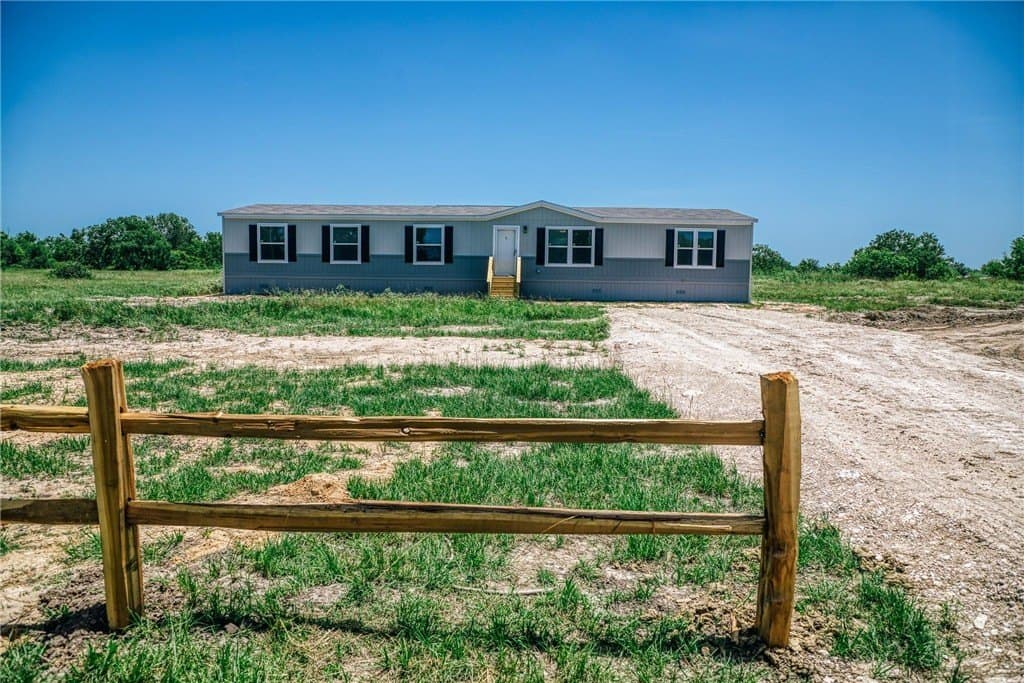 2 acres in WALLER County