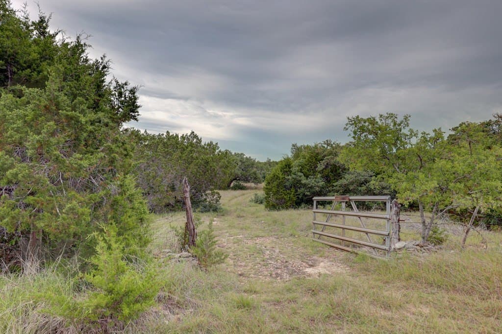 211.2 acres in Kerr County - photo 6