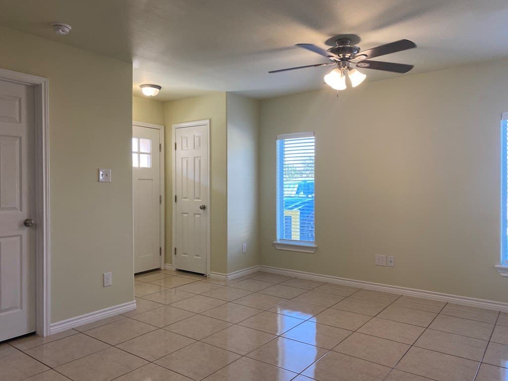 20,000 acres in Maverick County gallery image 4