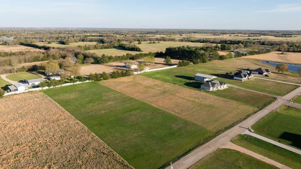 1.94 acres in Lamar County - photo 26