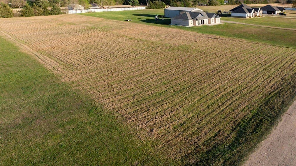 1.94 acres in Lamar County - photo 10