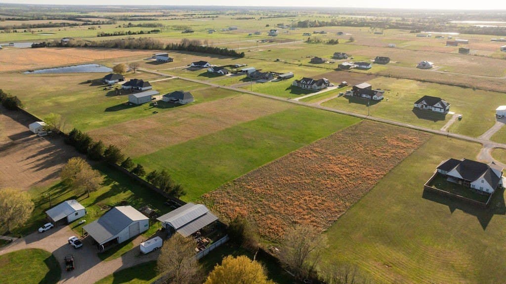 1.94 acres in Lamar County - photo 22