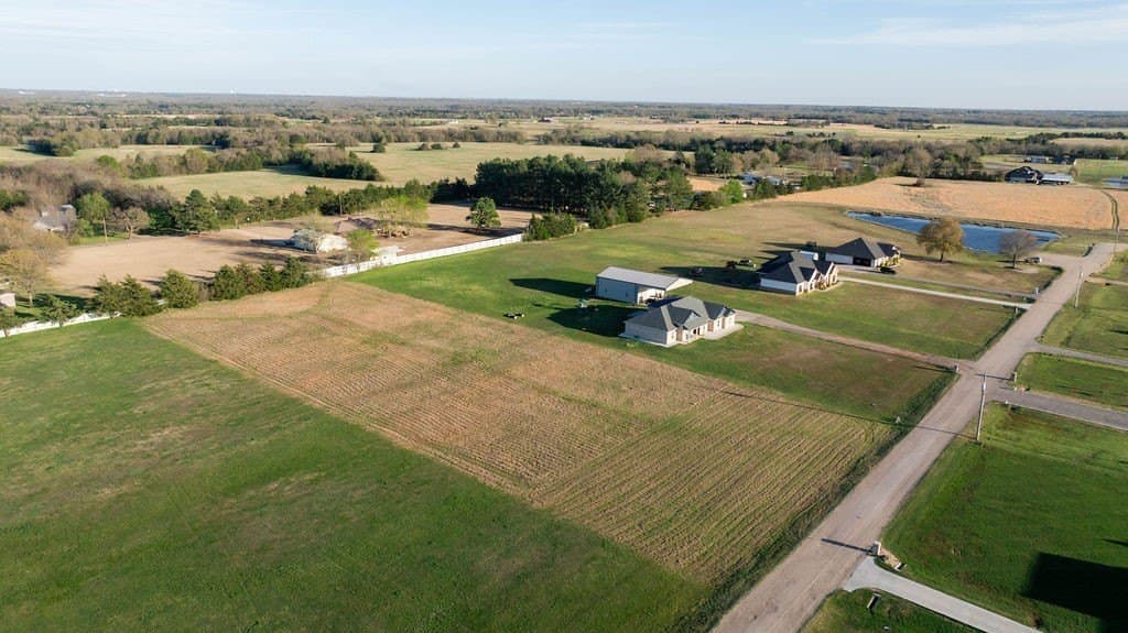 1.94 acres in Lamar County - photo 12