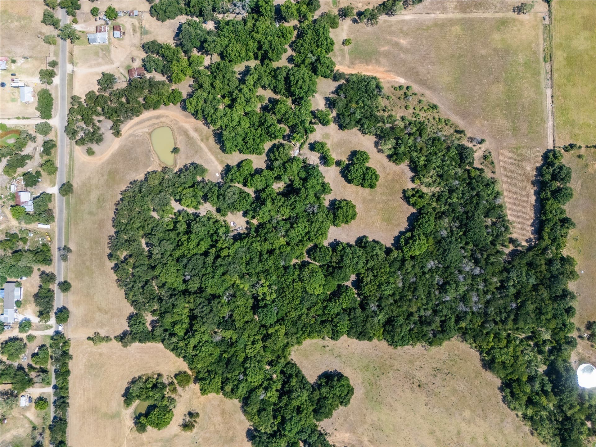 10 acres in McLennan County - photo 7