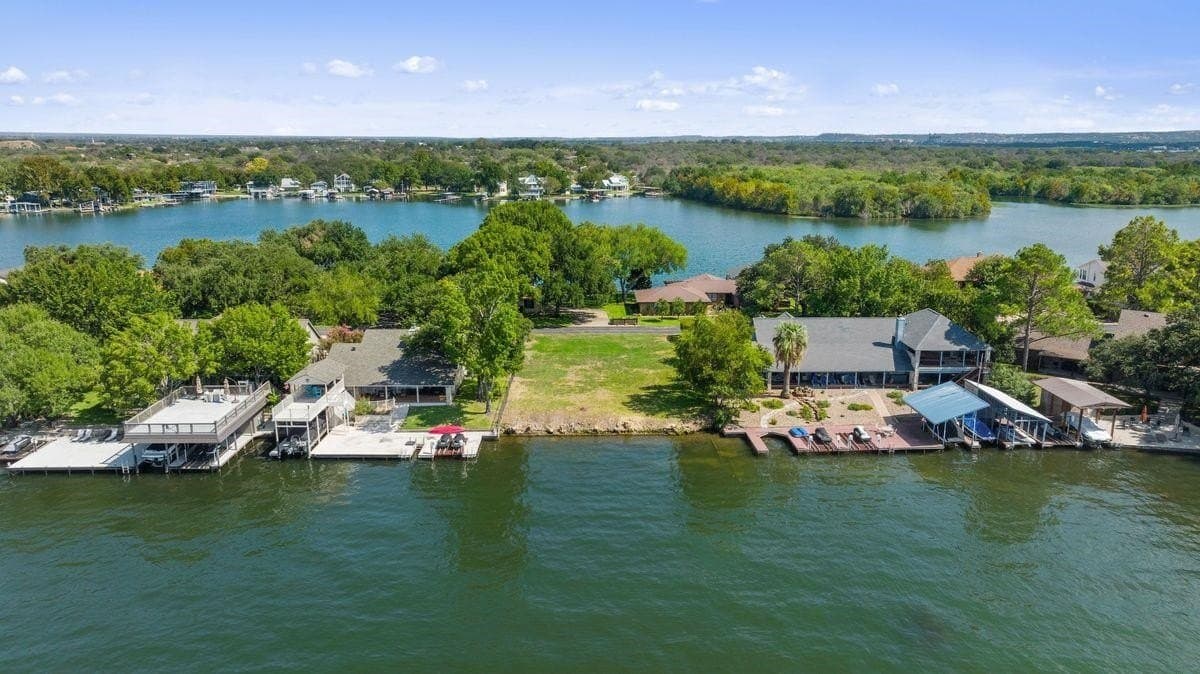 0.25 acres in Burnet County - photo 14