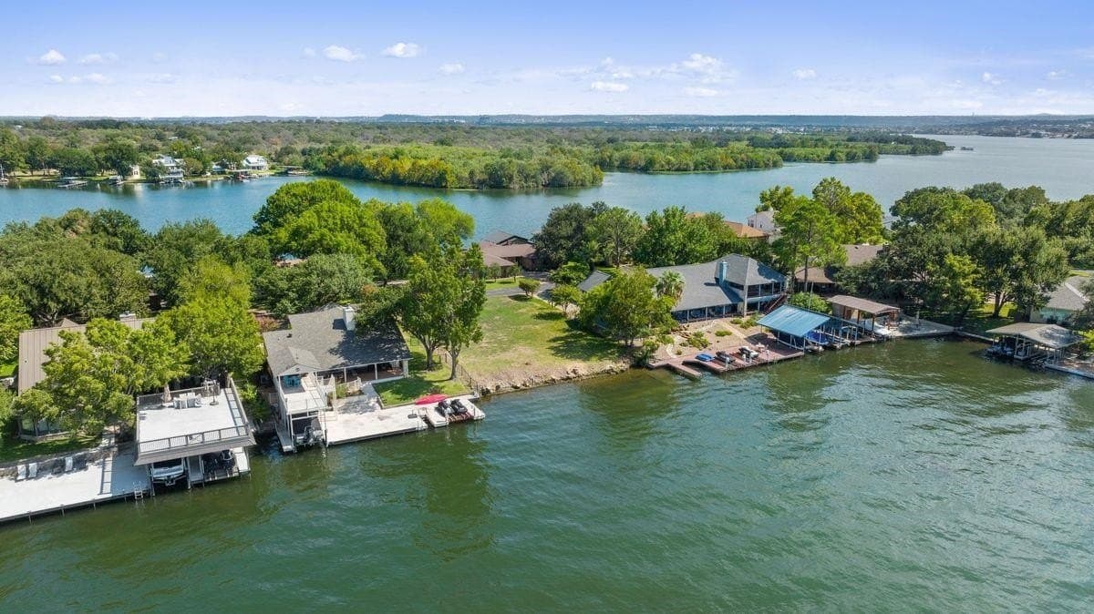 0.25 acres in Burnet County - photo 15