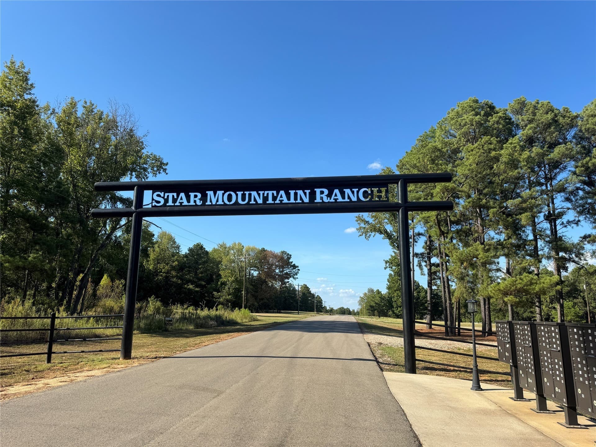 4.88 acres in Smith County