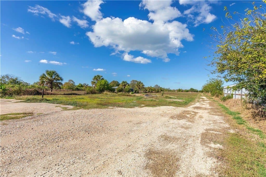 1.33 acres in MATAGORDA County - photo 3