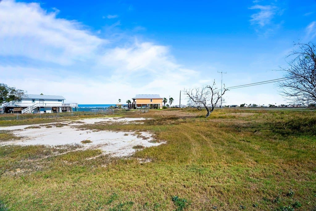 0.5 acres in Texas County - photo 11