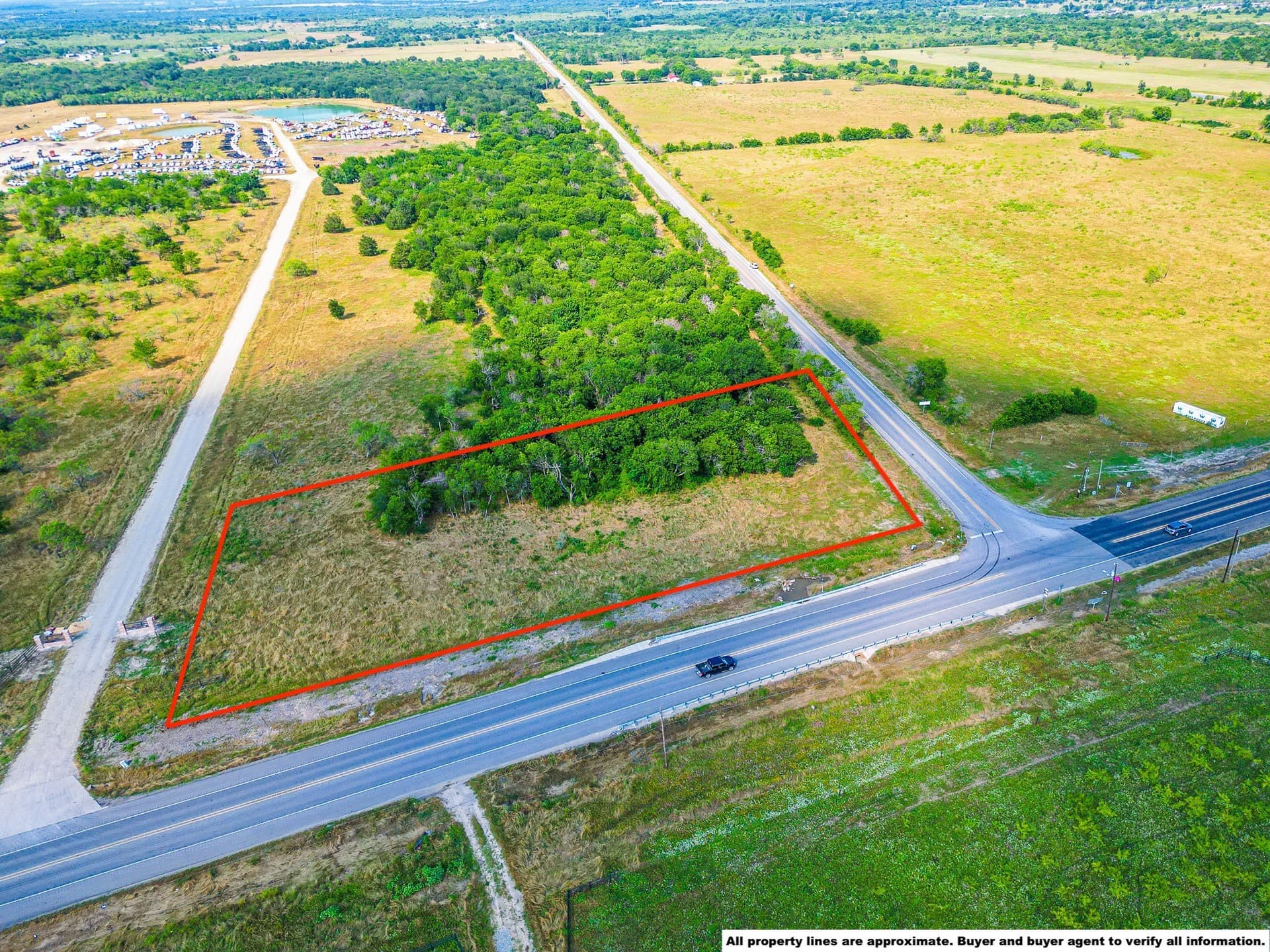3.51 acres in Navarro County - photo 2
