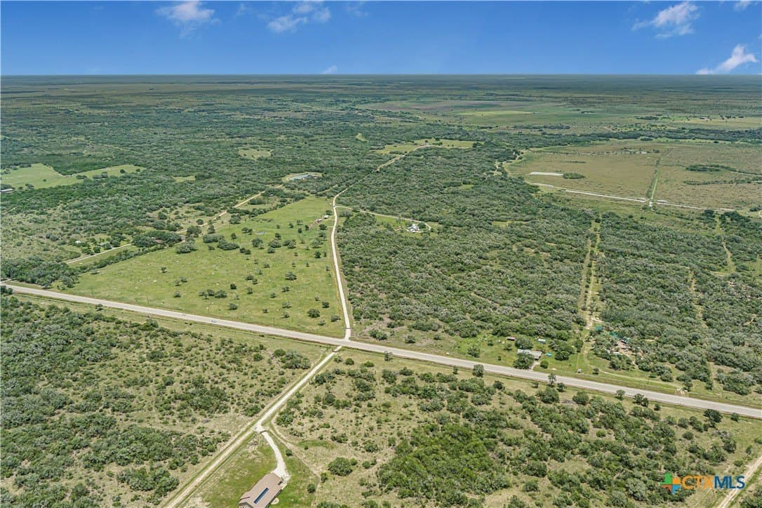 42.25 acres in Refugio County - photo 8