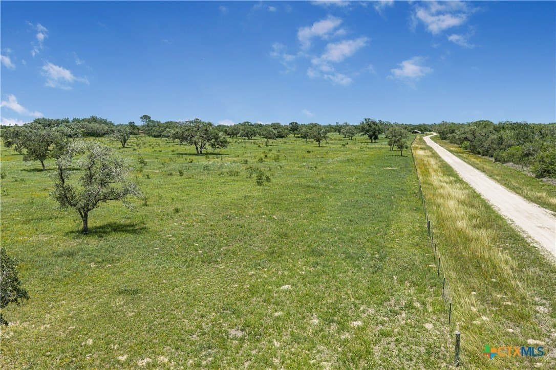 42.25 acres in Refugio County - photo 6