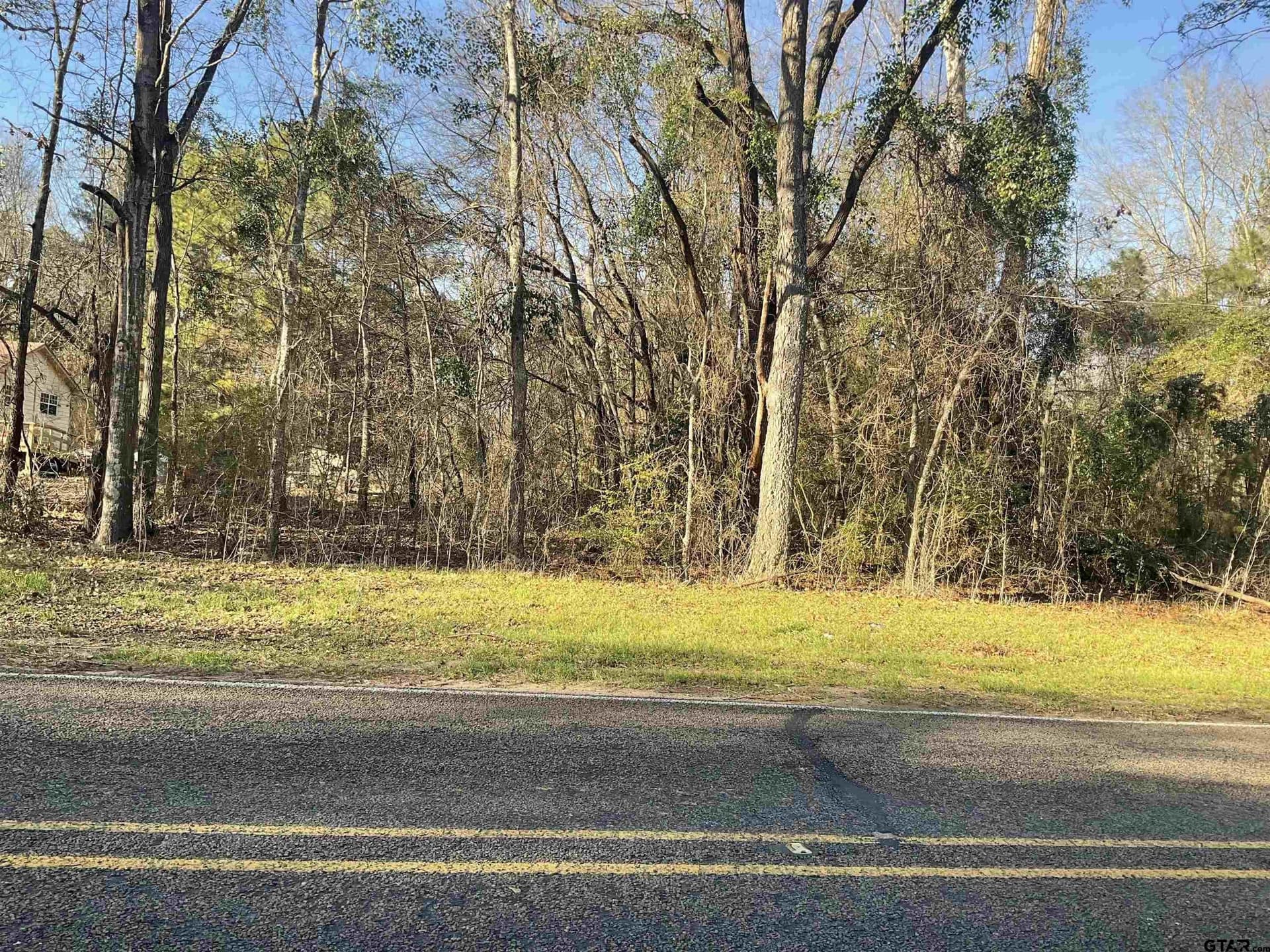 10.63 acres in Smith County gallery image 3