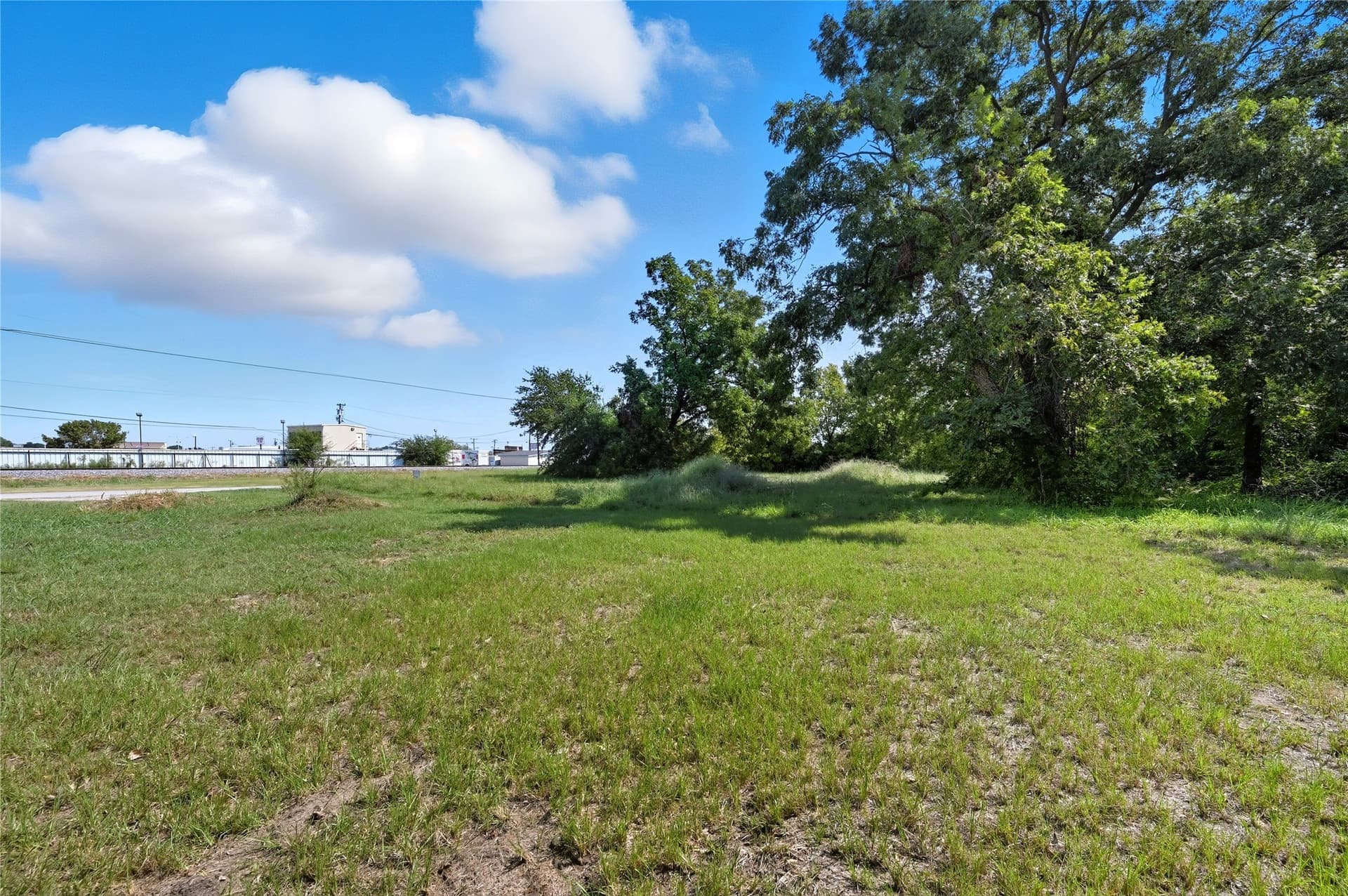 0.4 acres in Kaufman County - photo 16
