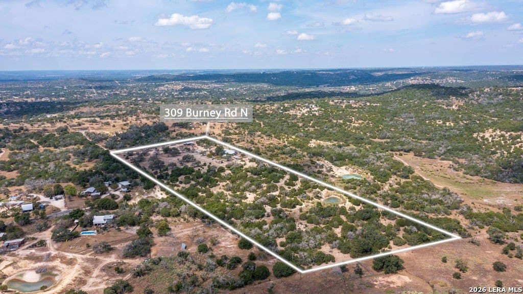 18.08 acres in Kerr County - photo 3