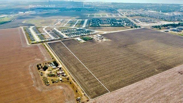 9.76 acres in San Patricio County - photo 6