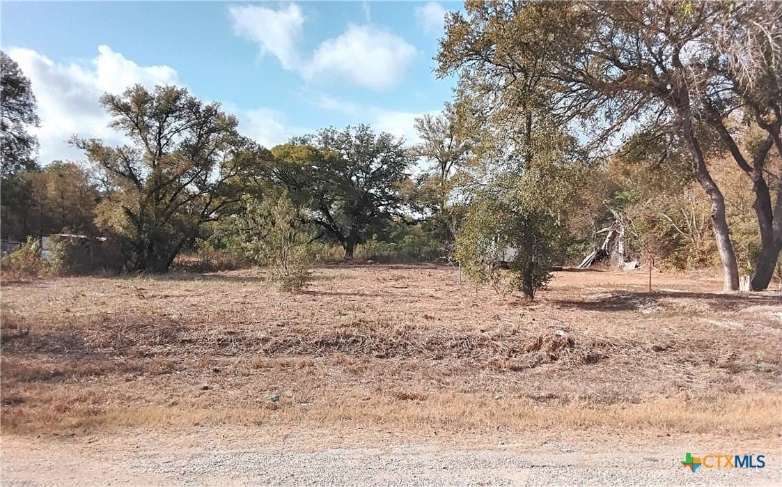 0.27 acres in Gonzales County