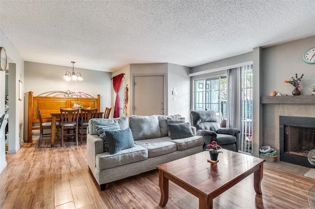 17.99 acres in Dallas County gallery image 3