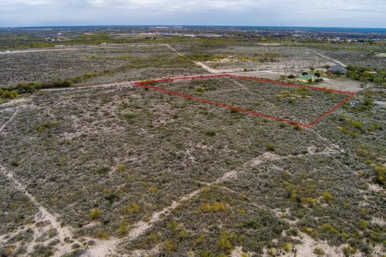 5.6 acres in Val Verde County - photo 9
