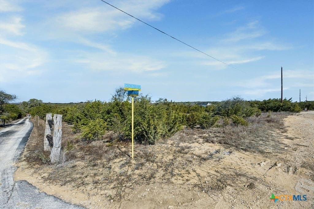 10 acres in Bexar County gallery image 4