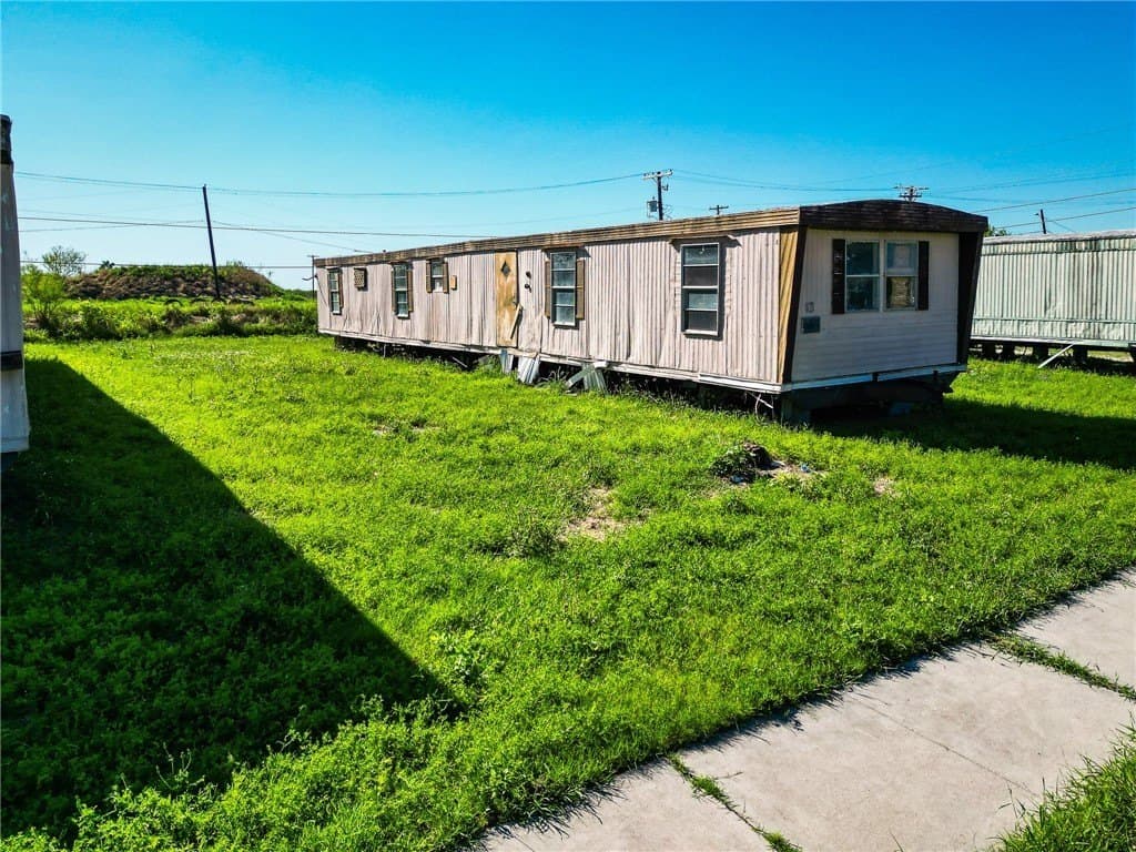 0.15 acres in Nueces County - photo 13