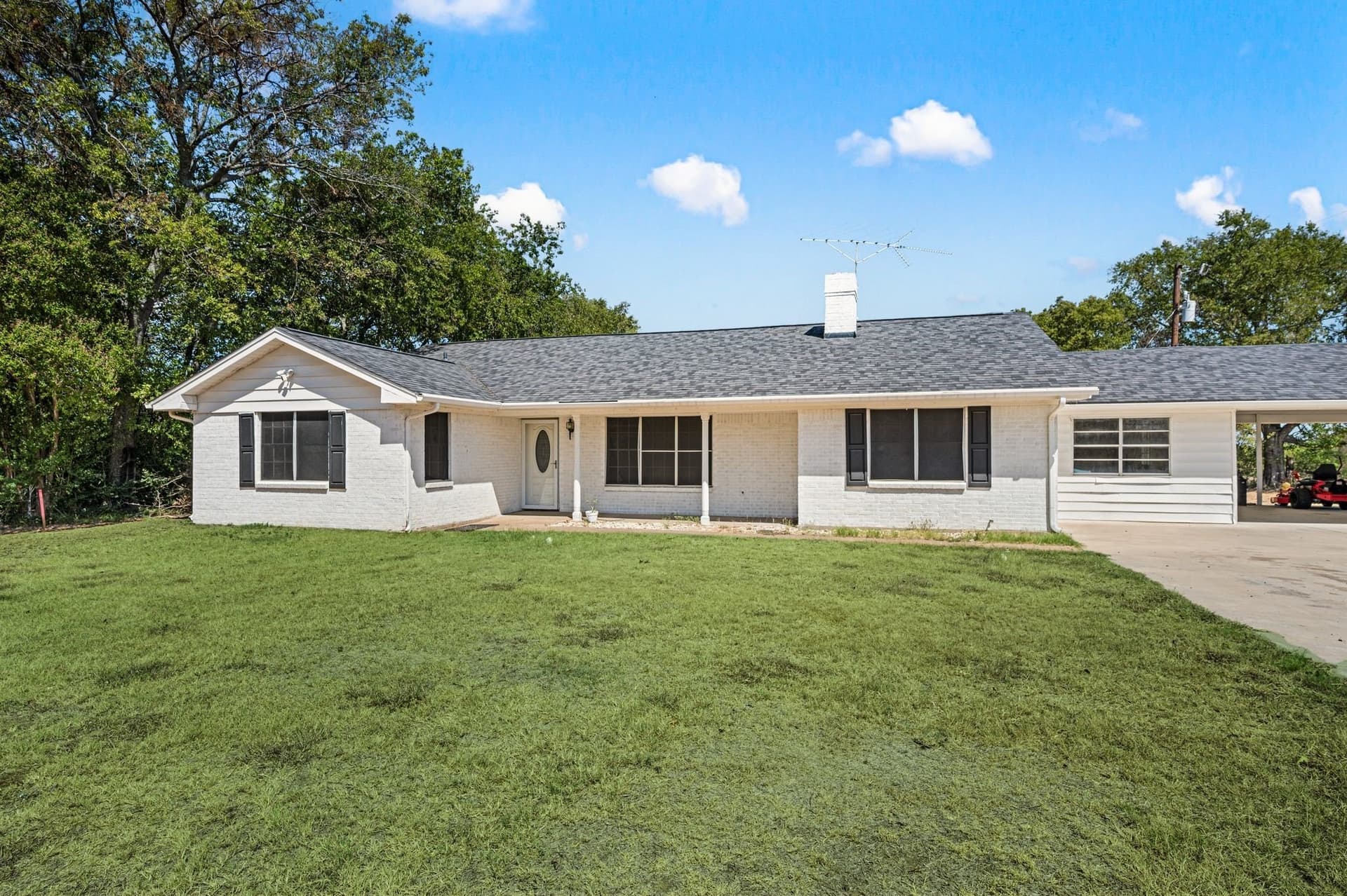 67.62 acres in Tarrant County - photo 3