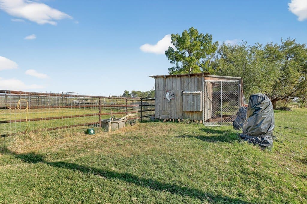 51.77 acres in Midland County - photo 37