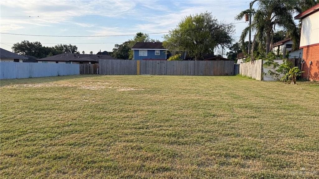 0.18 acres in Hidalgo County - photo 2