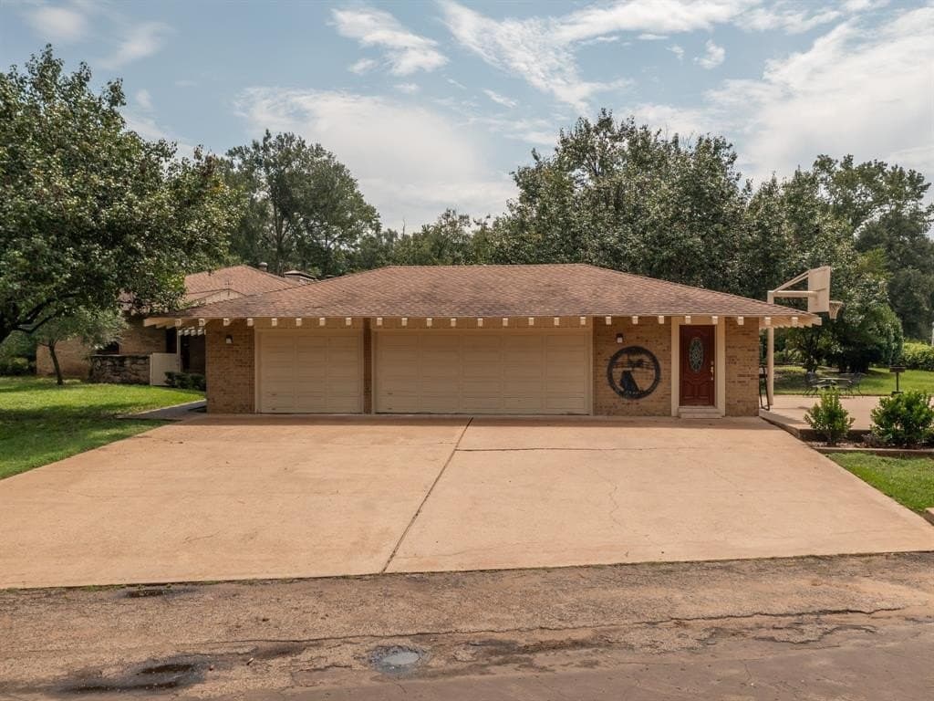 78 acres in Smith County featured view